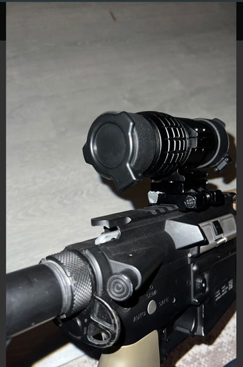 Afbeelding 2 van Specna Arms Daniel Defense MK18 SA E19 EDGE 2.0 Carbine Chaos Bronze