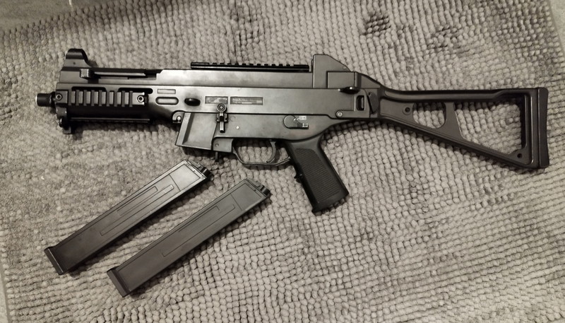 Image 1 for UMP45 DE 2 mags project