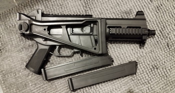 Image 2 for UMP45 DE 2 mags project