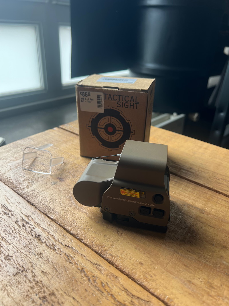 Afbeelding 1 van AIM-O XPS 3-2 RED DOT - TAN