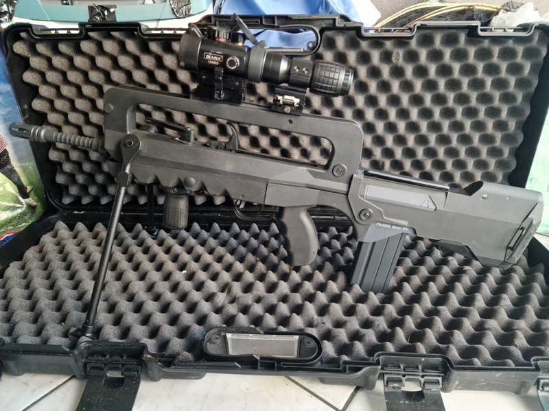 Image 1 pour Famas F1 EVO