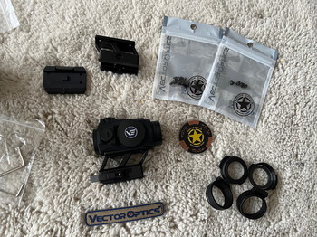 Image 3 for Vector Optics Maverick-IV 1x20 Red Dot