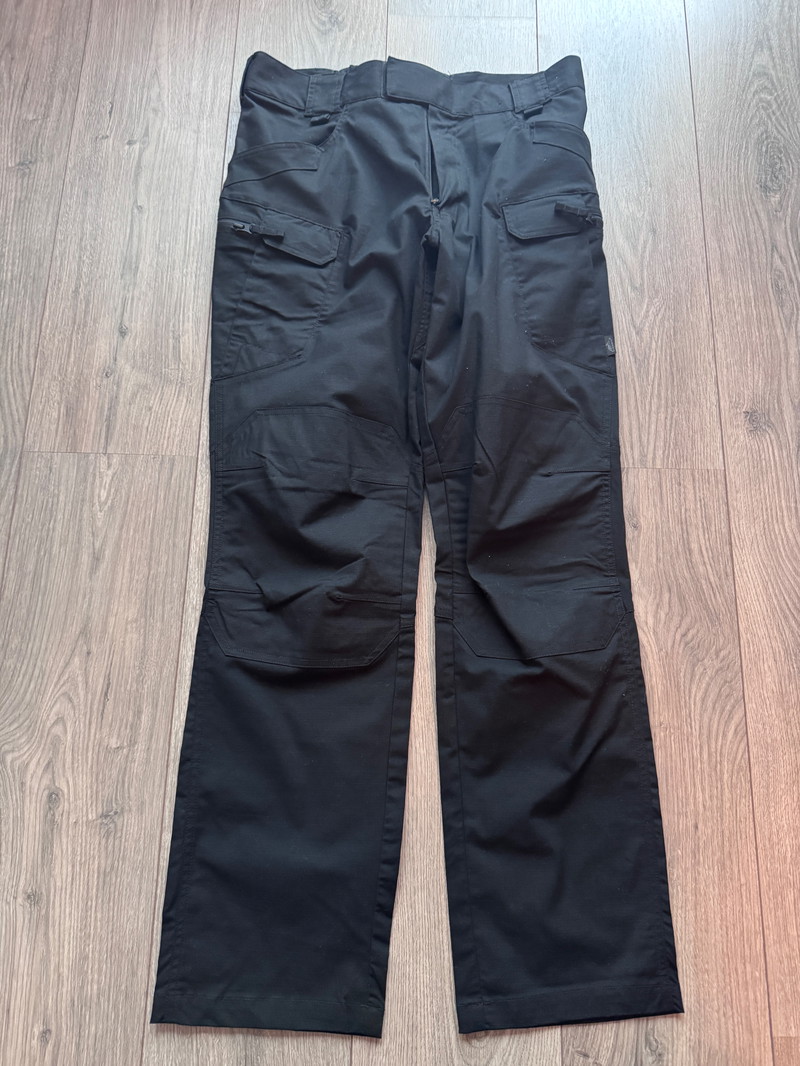 Afbeelding 1 van URBAN TACTICAL PANTS -  Helikon-Tex Zwart