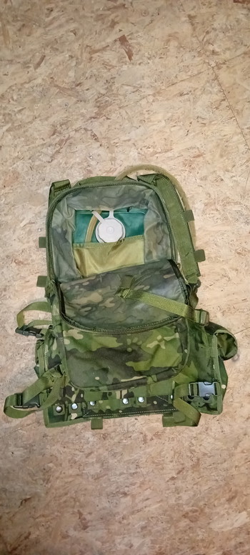 Imagen 4 de Sac à dos tactique MOLLE avec poche à eau ET accessoires NEUF