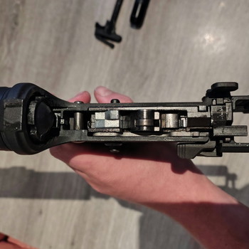 Afbeelding 5 van Tokyo Marui MTR16 MWS (Upgraded) + 5 Magazijnen & Vortex AMG UH1 Replica