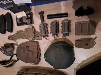 Zdjęcie 2 – Gear and equipment