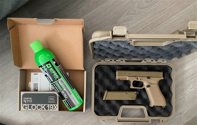 Image 1 pour Glock 19x + ASG tan case