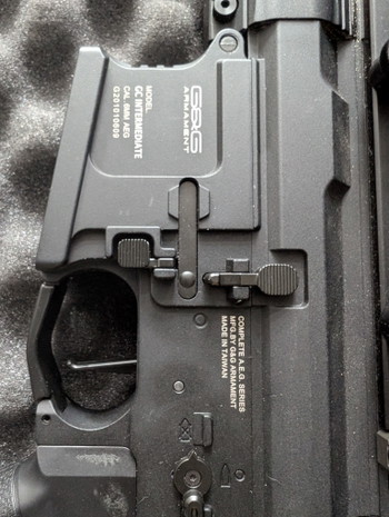 Bild 2 für Omgeving Purmerend: G&G ARP 556 (GC16 Metal) + Case & Accu & Red Dot Sight