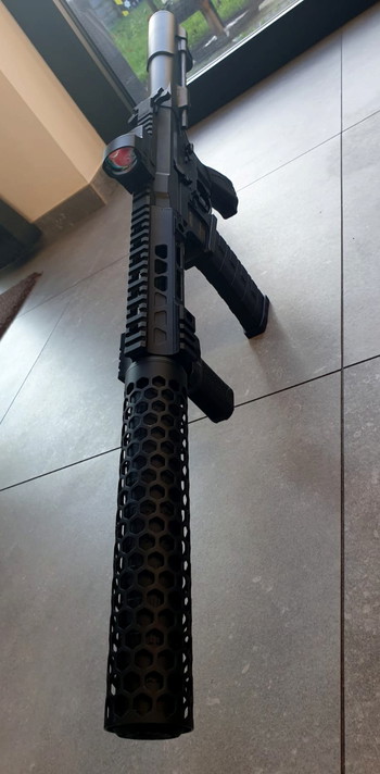 Image 3 for ARP 556 met G&P CQB SAI handguard en T 10-hive sound