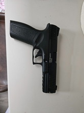 Afbeelding van Z1 Combat Adaptive Pistol, weinig mee gespeeld maar wel goed onderhouden.