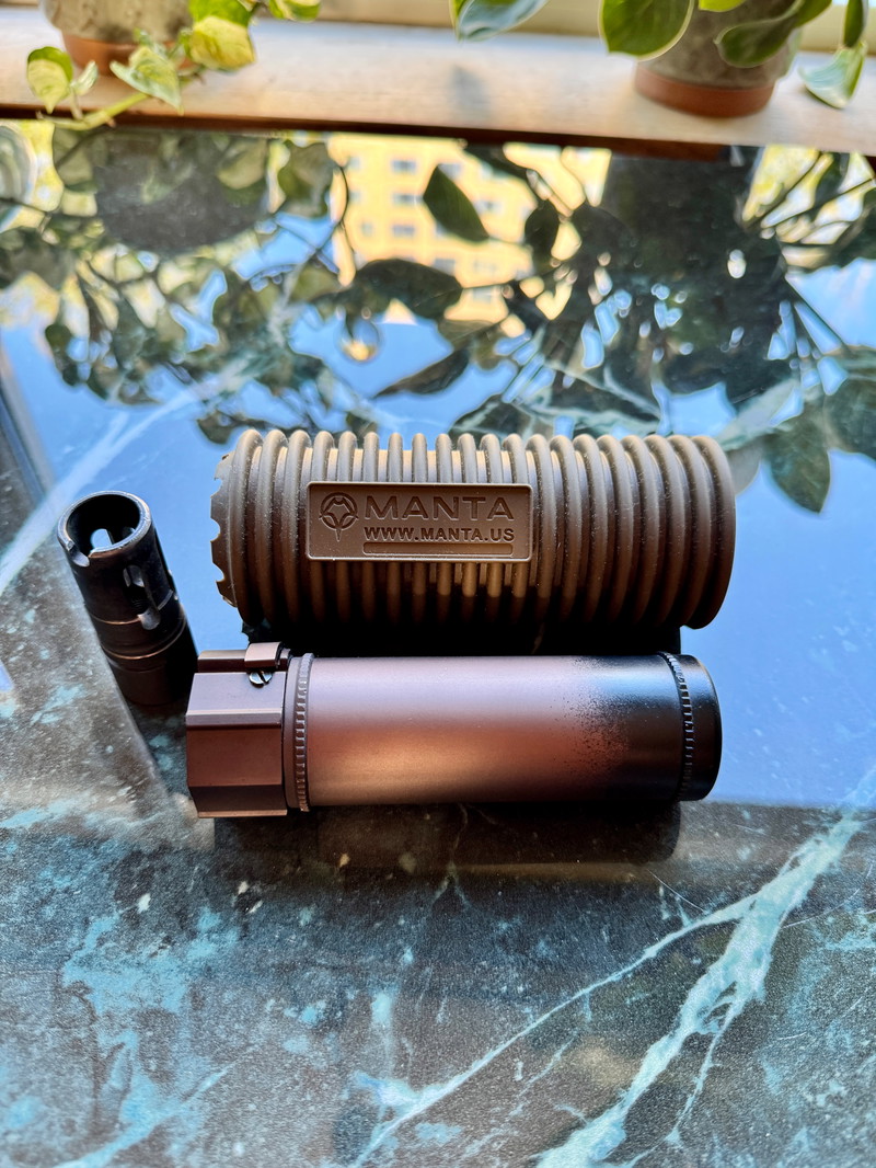 Imagen 1 de QD suppressor, flashhider en Manta sleeve