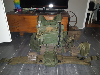 Image 3 for Tactical vest + tactical riem