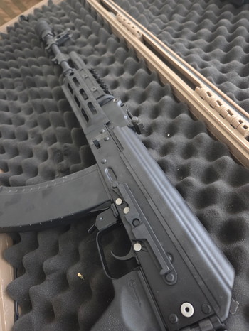 Imagen 3 de VFC AK74 GBBR - 1SKIRM OUD