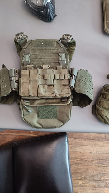 Bild 3 für Verschillende vesten, gun bag en DYI I5
