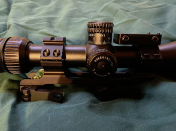 Bild 2 für Theta Optics 2,5-10x40 AOE Scope with RMR Mount