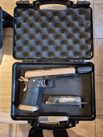 Bild 3 für Armorer WorksHX1103 - TAN + Tracer + Holster + Nuprol case