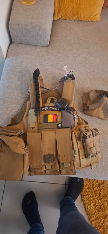 Afbeelding 3 van Tokyo Marui M4 MK18 Next-Gen plus bodyvest en helm met brillen