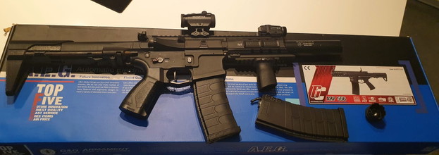 Afbeelding van G&G arp 556 + red dot, light , and tracer