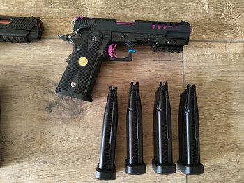 Afbeelding 3 van Combat master, P226 and WE hi-capa