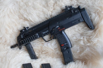 Bild für 3 lange en1 korte aeg mp7 magazijn + batterij + DEFECTE Umarex MP7