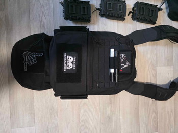 Image 2 for Porte plaques 5.11 QR Base noir et accessoires airsoft