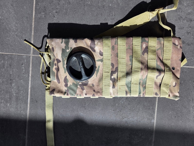 Afbeelding 1 van 101 Inc Tactische Hydration Pouch Multicam