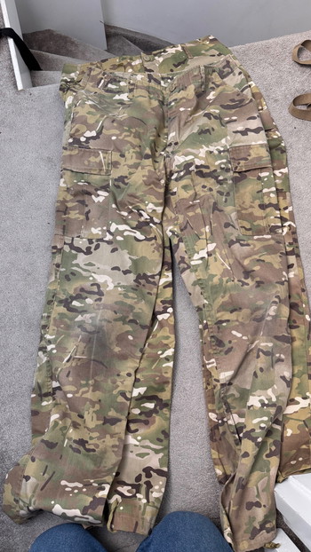 Bild 3 für 2 broeken multicam maat M