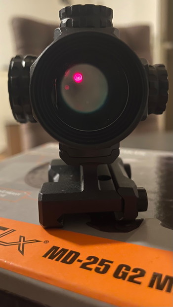 Afbeelding 3 van Real steel Red Dot
