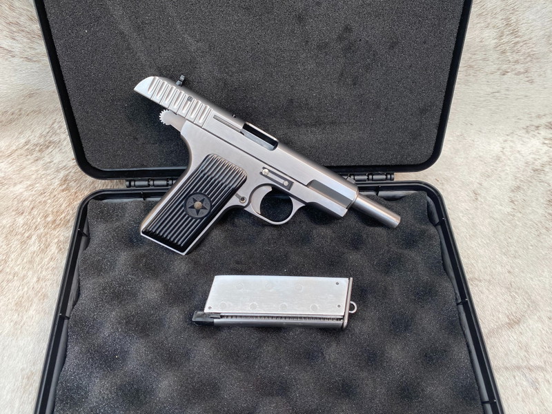 Image 1 for WE TT-33 tokarev + hard carry case