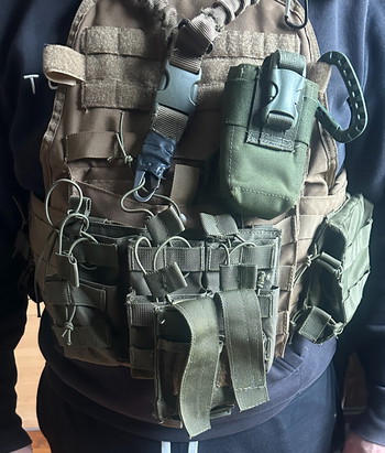 Bild 3 für Gilet tactique TAN + poches OD