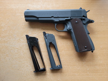 Bild 3 für M1911 A1 Cybergun Colt 100th Anniversary CO2