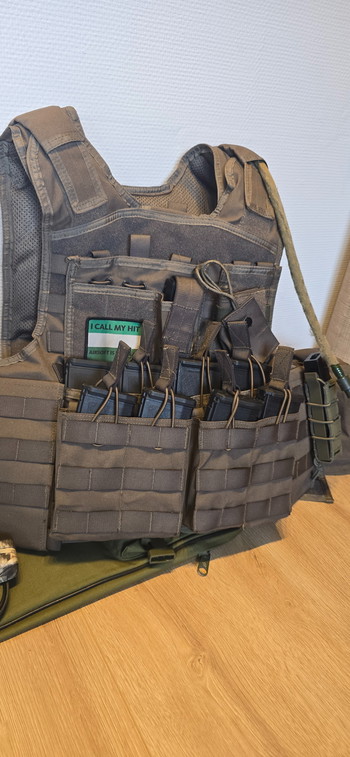 Image 4 for Specna arms m4 + reddot + flashlight 9 mags.