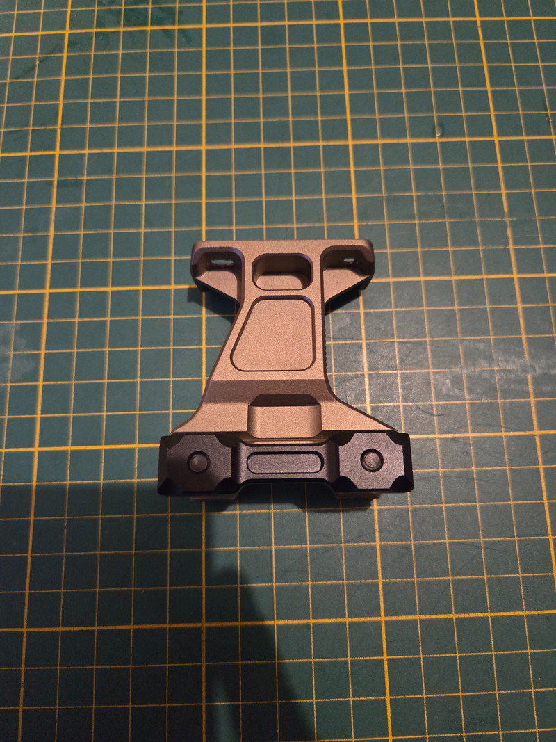 Image 1 for T1/T2 GBRS Hydra mount