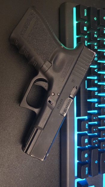 Bild 2 für Umarex Glock19 Gen 3 - 2 magazijnen