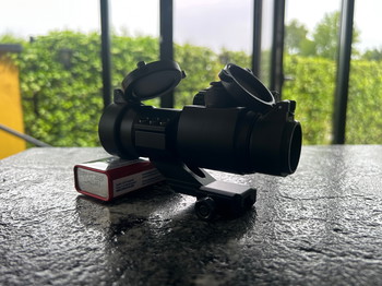 Afbeelding 2 van Aimpoint m2