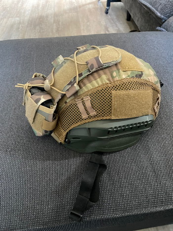 Imagen 3 de Airsoft helm met cover en go pro mount