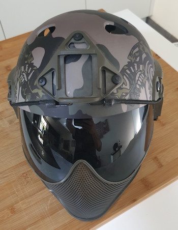 Image 7 pour WARQ helm special paintjob