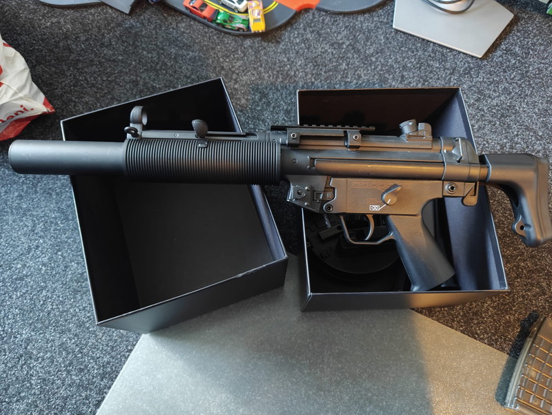 Afbeelding 1 van Cyma MP5SD6 Blue edition + 2 low caps