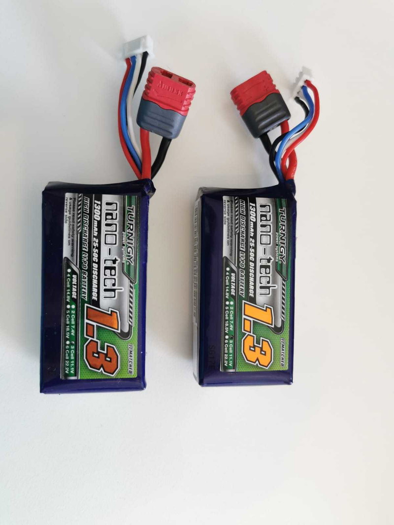 Imagen 1 de 2x NANOTECH 1.3 1300mah battery met deans connector