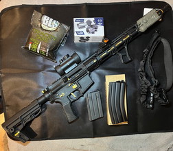 Image pour Lot airsoft complet Tokyo Marui MTR16 ZET + accessoires + gilet OneTigris