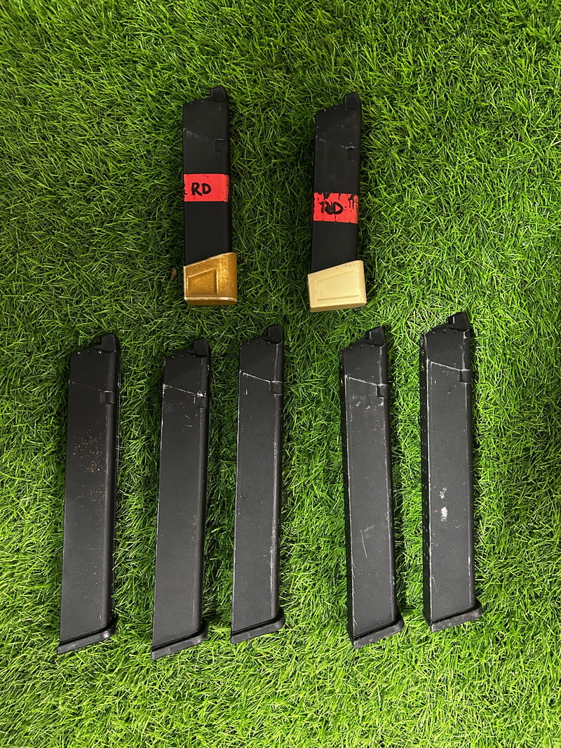 Afbeelding 1 van VFC GLOCK 18C Extended GBB Magazines - UMAREX e MARUYAMA
