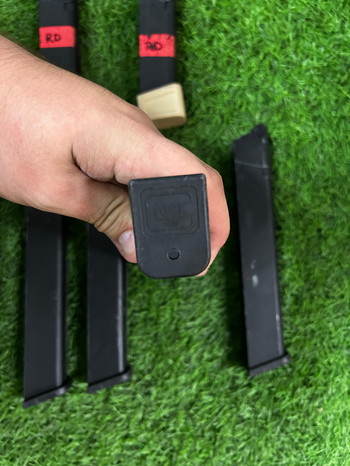 Image 2 pour VFC GLOCK 18C Extended GBB Magazines - UMAREX e MARUYAMA