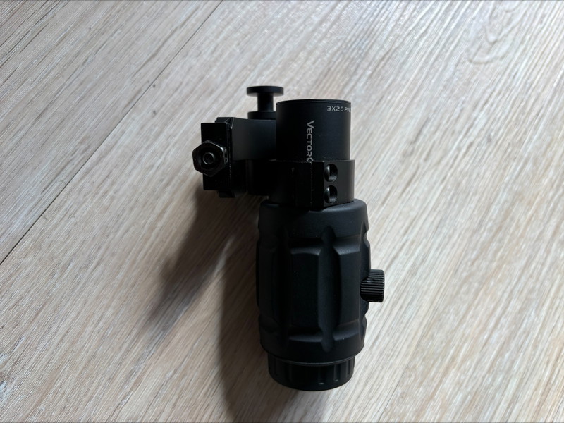 Image 1 for Magnifier 3x Flip Side Mount | Vector Optics