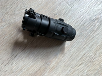 Image 4 for Magnifier 3x Flip Side Mount | Vector Optics