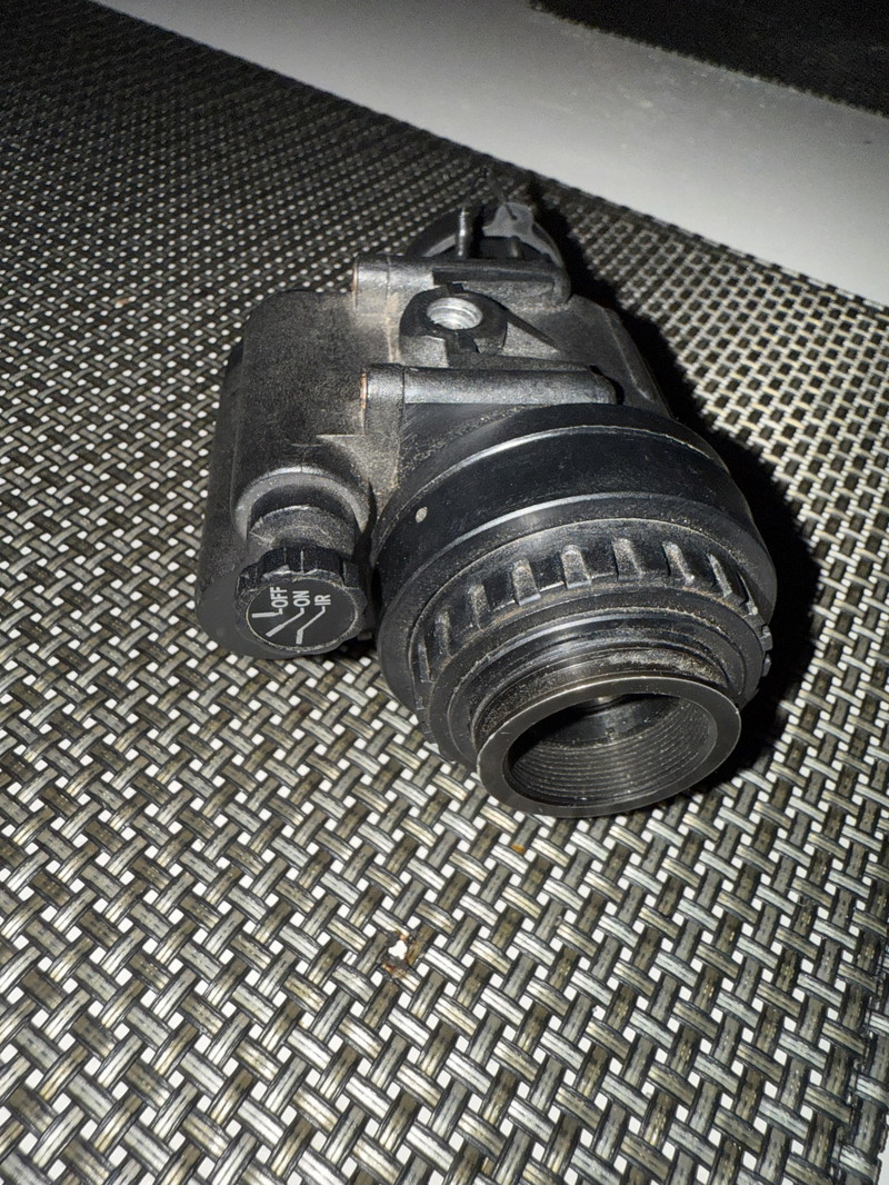 Image 1 pour NVG GT-14 met gen 3 OMNI V tube