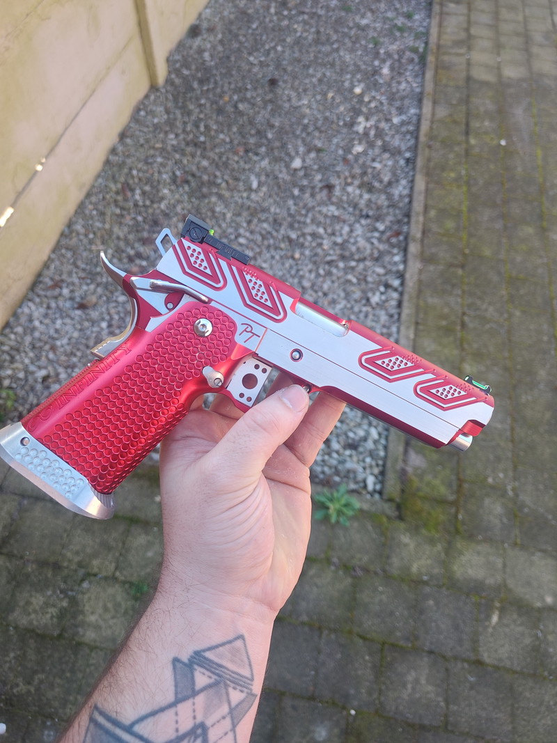 Afbeelding 1 van Hi Capa Full Custom Airsoft Masterpiece Akai Gator