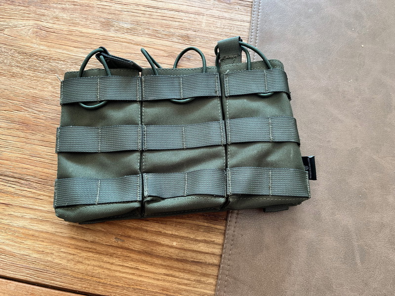 Image 1 for INVADER GEAR 5.56 TRIPLE DIRECT ACTION MAG POUCH - GREEN