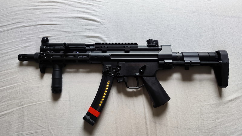 Image 1 pour Mp5 Cyma Platinium full Up