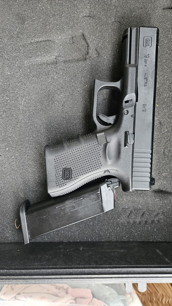 Afbeelding 4 van 4x goed werkende glocks