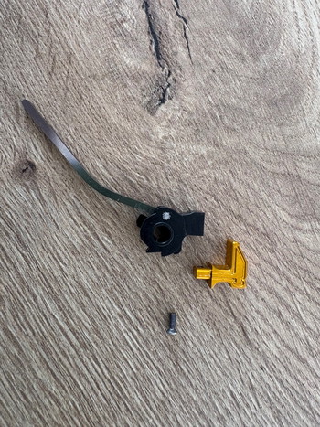 Bild 2 für Dr black Hammer gold